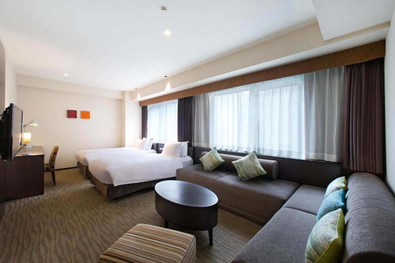 Holiday Inn Osaka Namba By Ihg Екстериор снимка