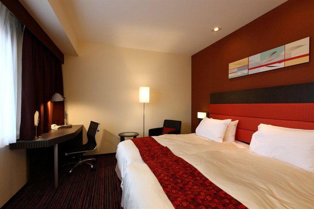 Holiday Inn Osaka Namba By Ihg Екстериор снимка