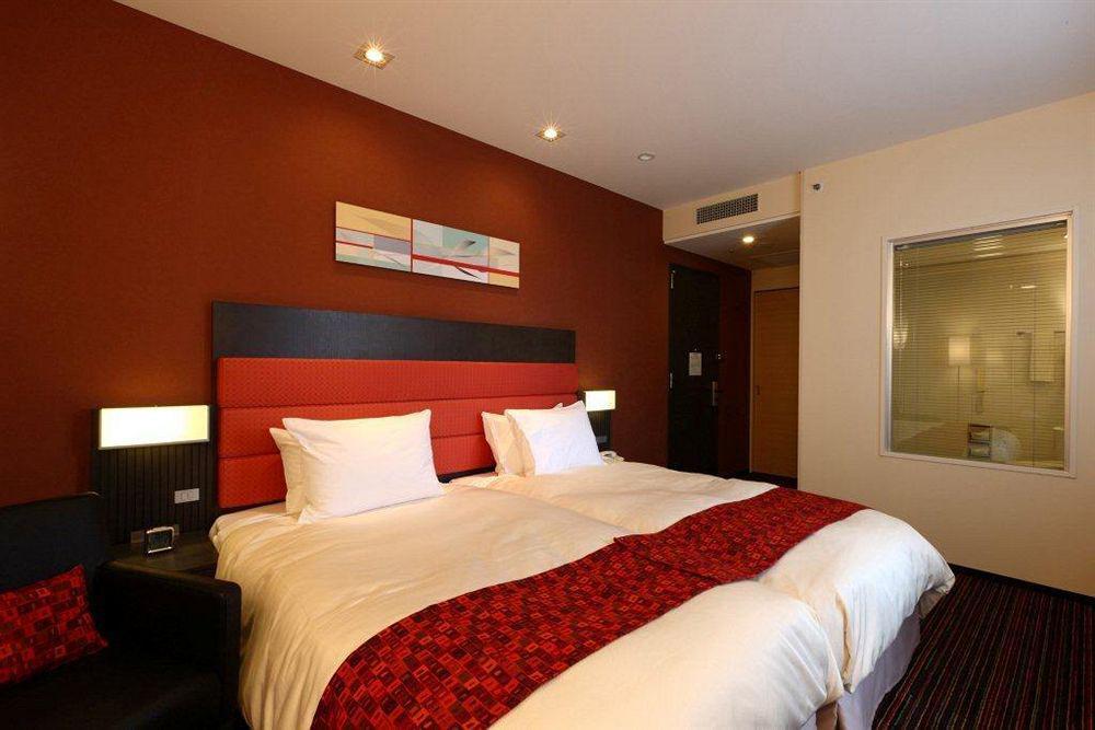Holiday Inn Osaka Namba By Ihg Екстериор снимка